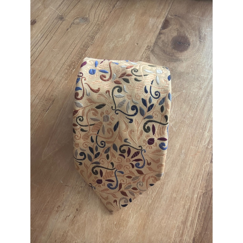 H. Stockton Atlanta Tie Mens Gold Floral Silk Hand Made Italy Excellent Woven